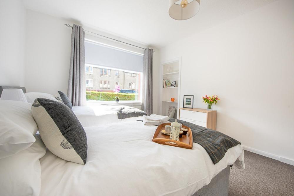 Premier - Ashgrove Apartment Coatbridge Esterno foto