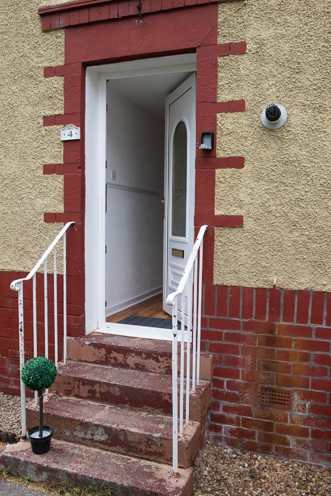 Premier - Ashgrove Apartment Coatbridge Esterno foto